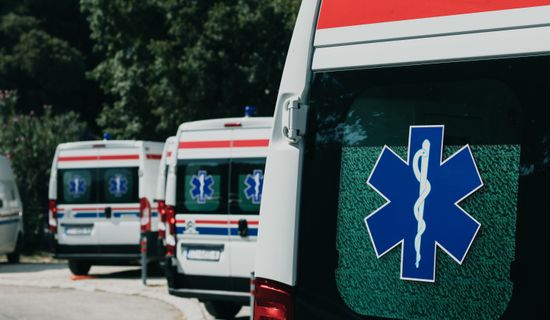 郸城救护车转运病人过路高速收费吗？